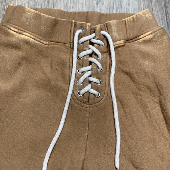 Pants - Picture 2 of 4